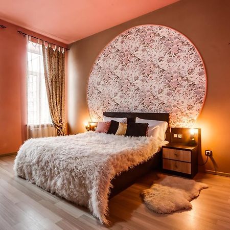 Апартаменти В Центрі Львова Lemberg Exterior foto